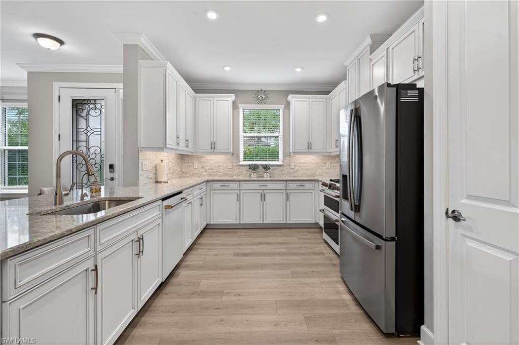 15234 Tolmino St, Naples, FL 34114-12