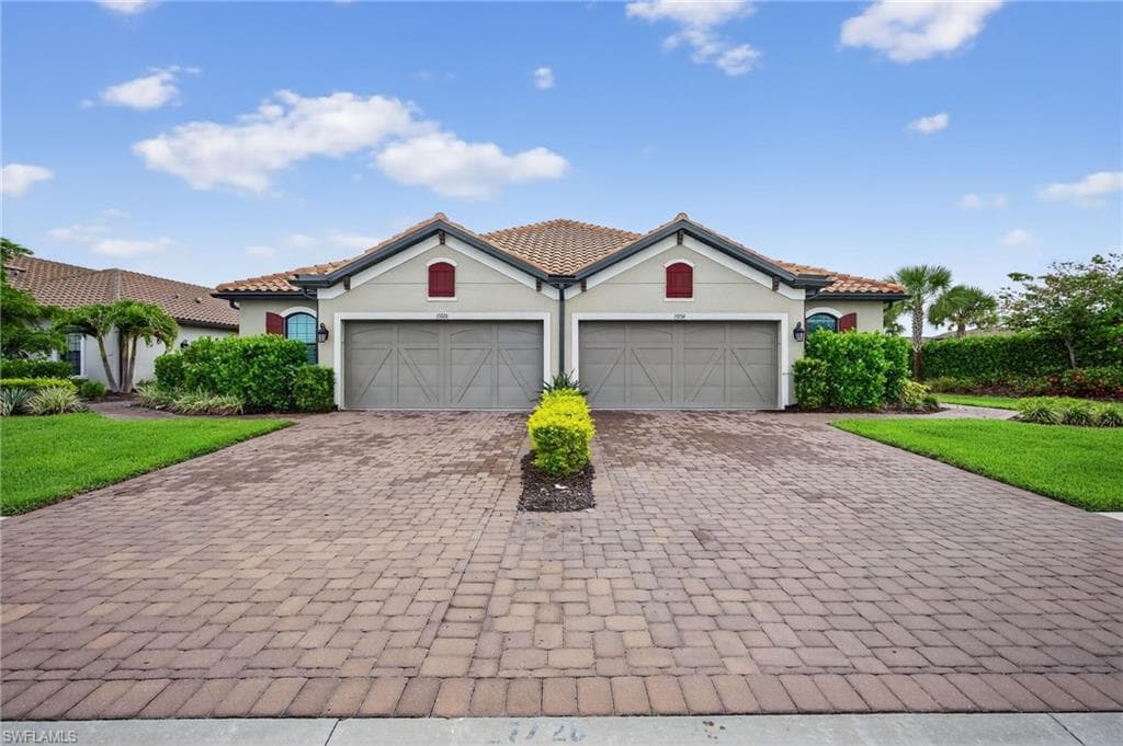 15234 Tolmino St, Naples, FL 34114-1