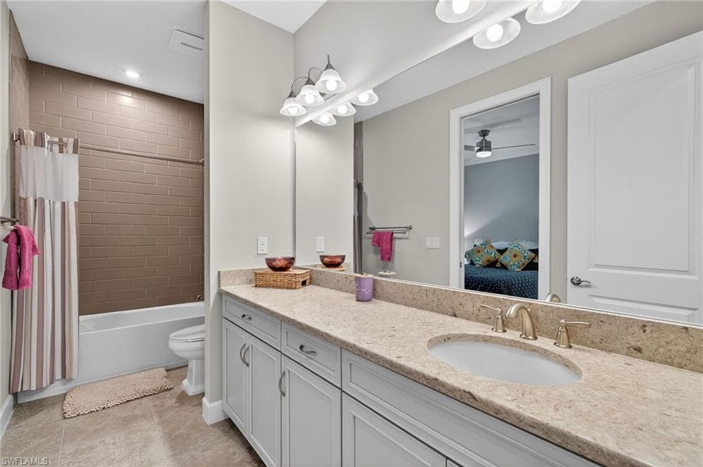 15234 Tolmino St, Naples, FL 34114-21