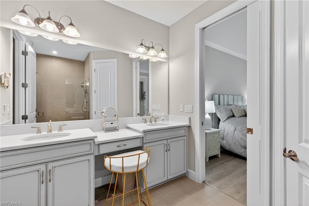 15234 Tolmino St, Naples, FL 34114-29