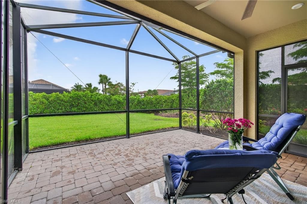 15234 Tolmino St, Naples, FL 34114-32