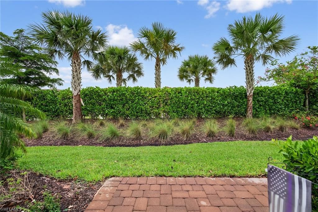 15234 Tolmino St, Naples, FL 34114-37