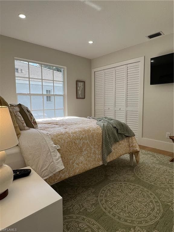 7087 Barrington Cir 201, Naples, FL 34108-18