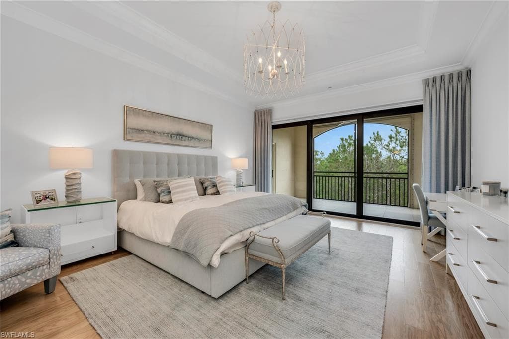 2739 Tiburon Blvd E 302, Naples, FL 34109-11