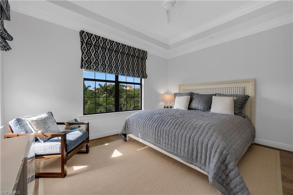 2739 Tiburon Blvd E 302, Naples, FL 34109-13