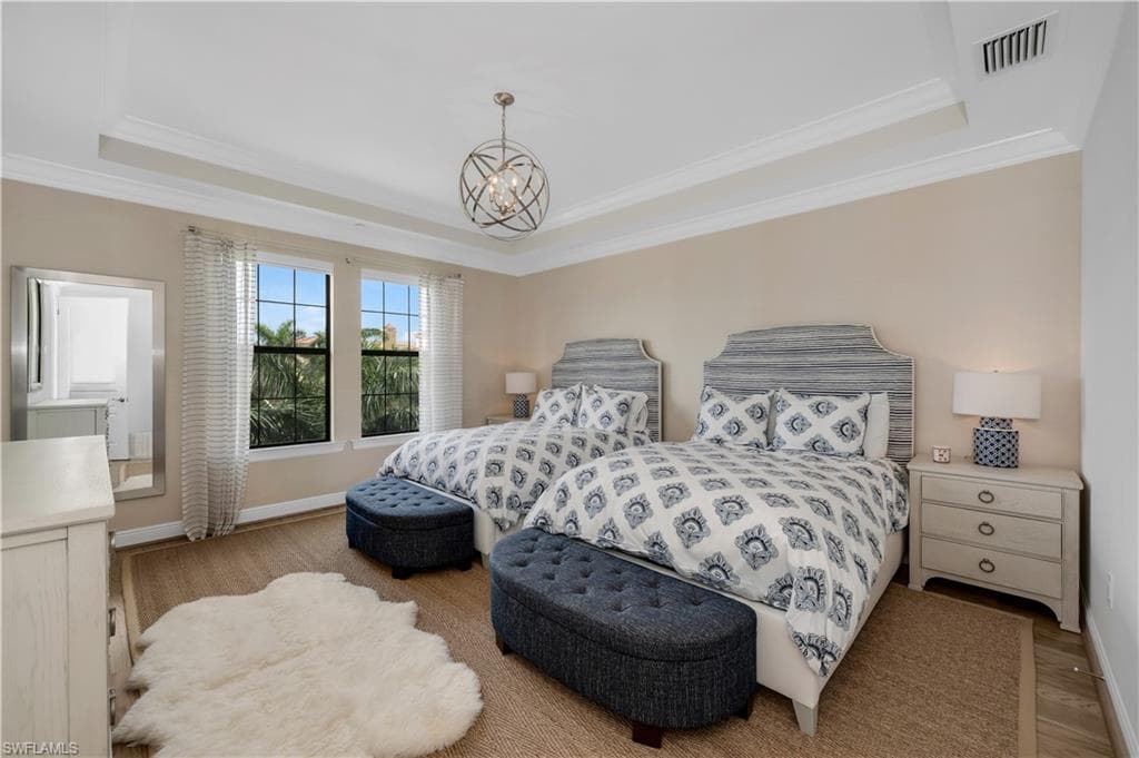 2739 Tiburon Blvd E 302, Naples, FL 34109-15