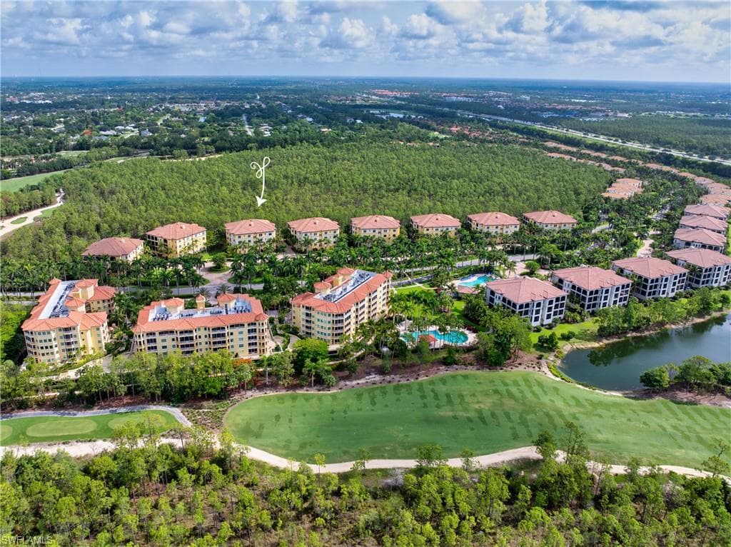 2739 Tiburon Blvd E 302, Naples, FL 34109-3
