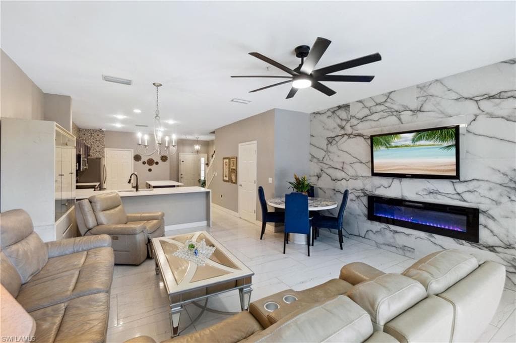 15873 Marcello Cir 76, Naples, FL 34110-3