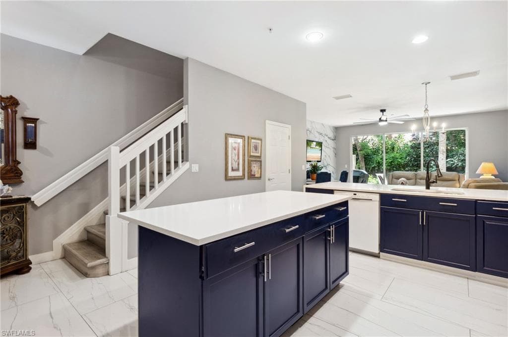 15873 Marcello Cir 76, Naples, FL 34110-6