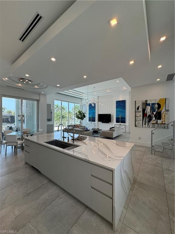 432 Bayside Ave, Naples, FL 34108-1