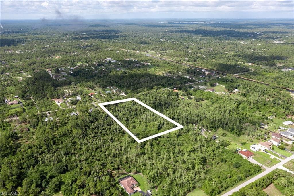 2543 12th Ave NE, Naples, FL 34120-9