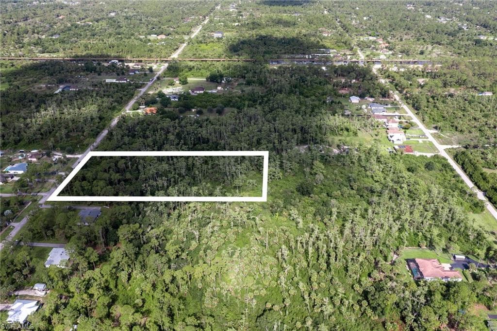 2543 12th Ave NE, Naples, FL 34120-3