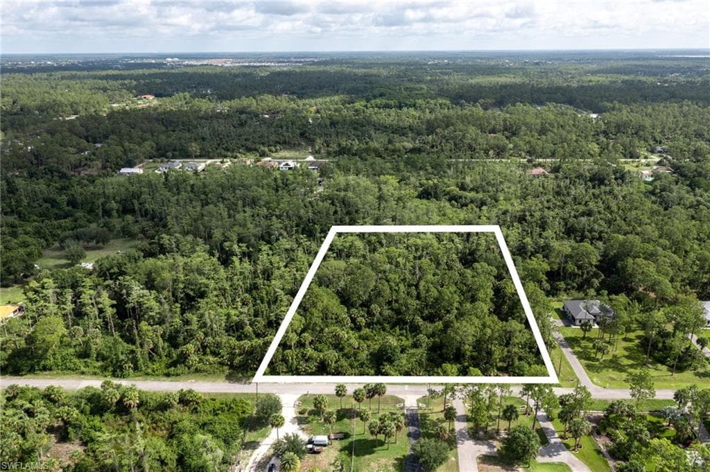2543 12th Ave NE, Naples, FL 34120-4