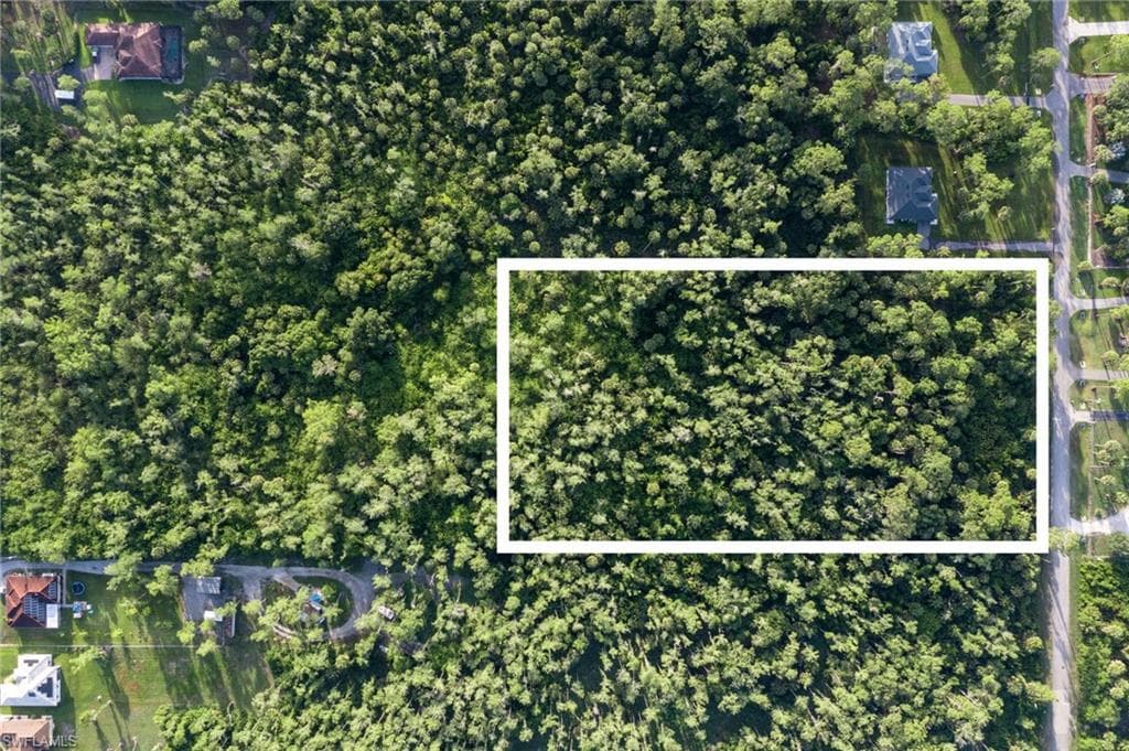 2543 12th Ave NE, Naples, FL 34120-5