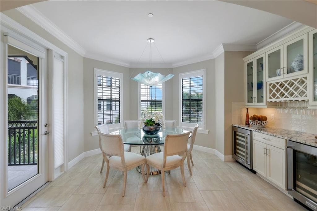 16445 Carrara Way 202, Naples, FL 34110-8