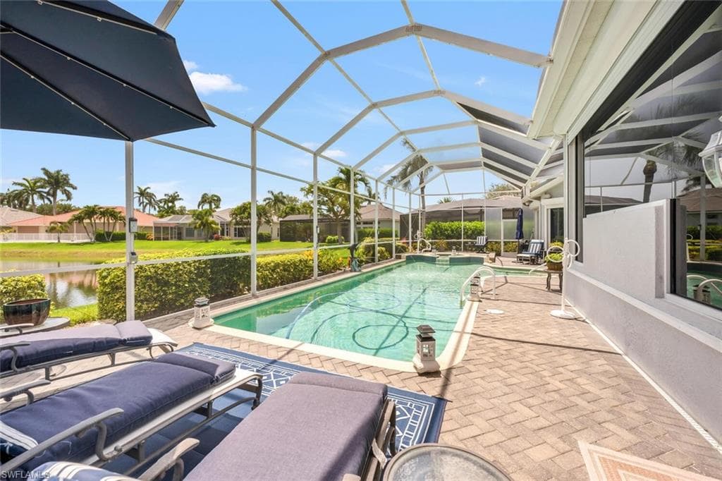 1624 Manchester Ct, Naples, FL 34109-14