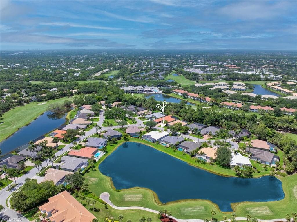 1624 Manchester Ct, Naples, FL 34109-3