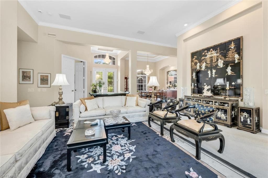 1624 Manchester Ct, Naples, FL 34109-6