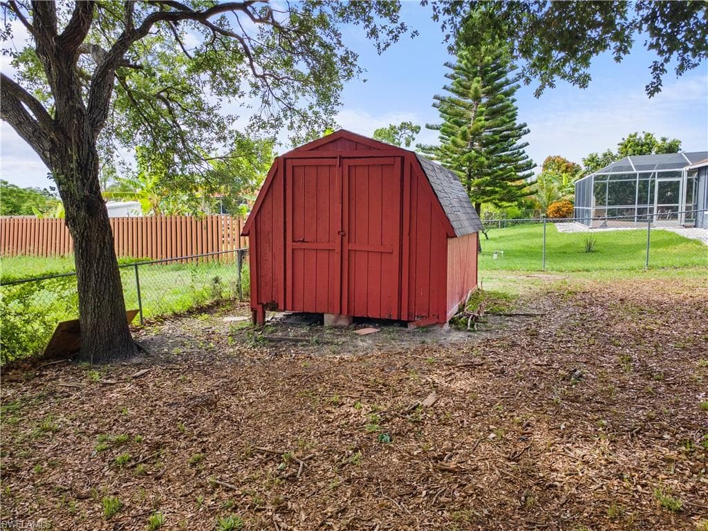 913 Allman Ave, Lehigh Acres, FL 33971-24