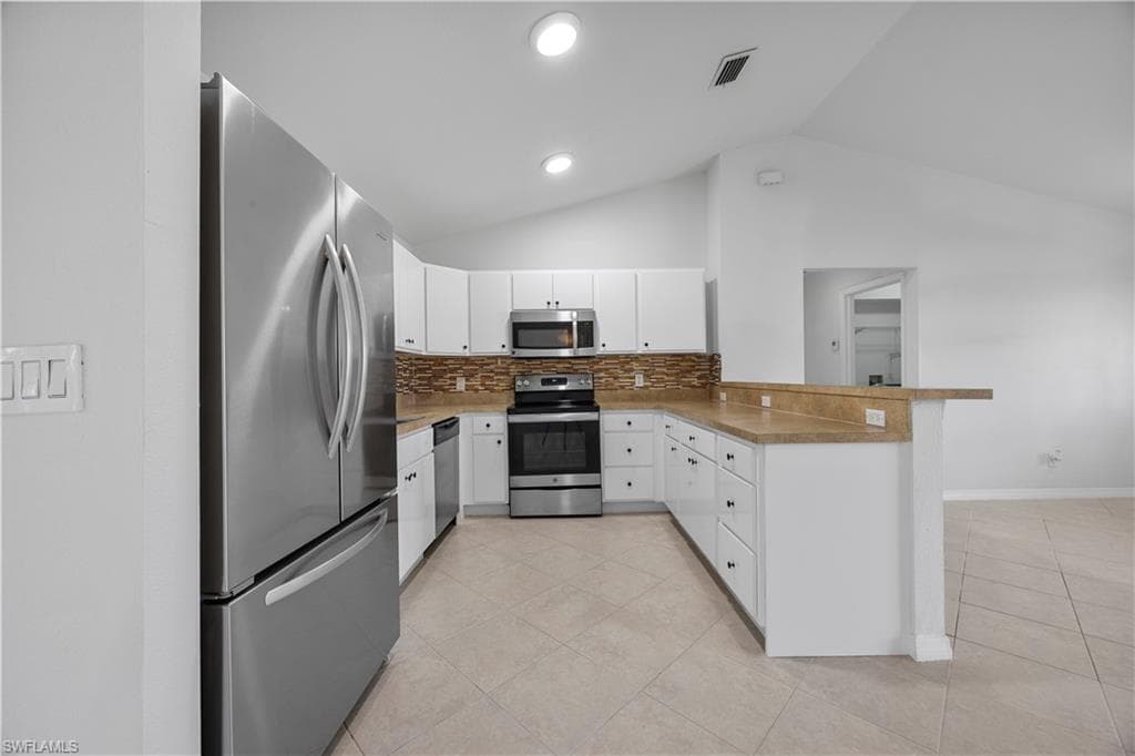 913 Allman Ave, Lehigh Acres, FL 33971-7