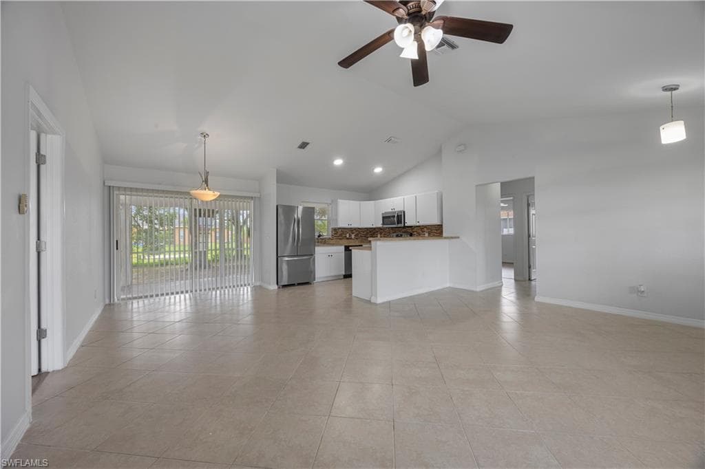 913 Allman Ave, Lehigh Acres, FL 33971-8