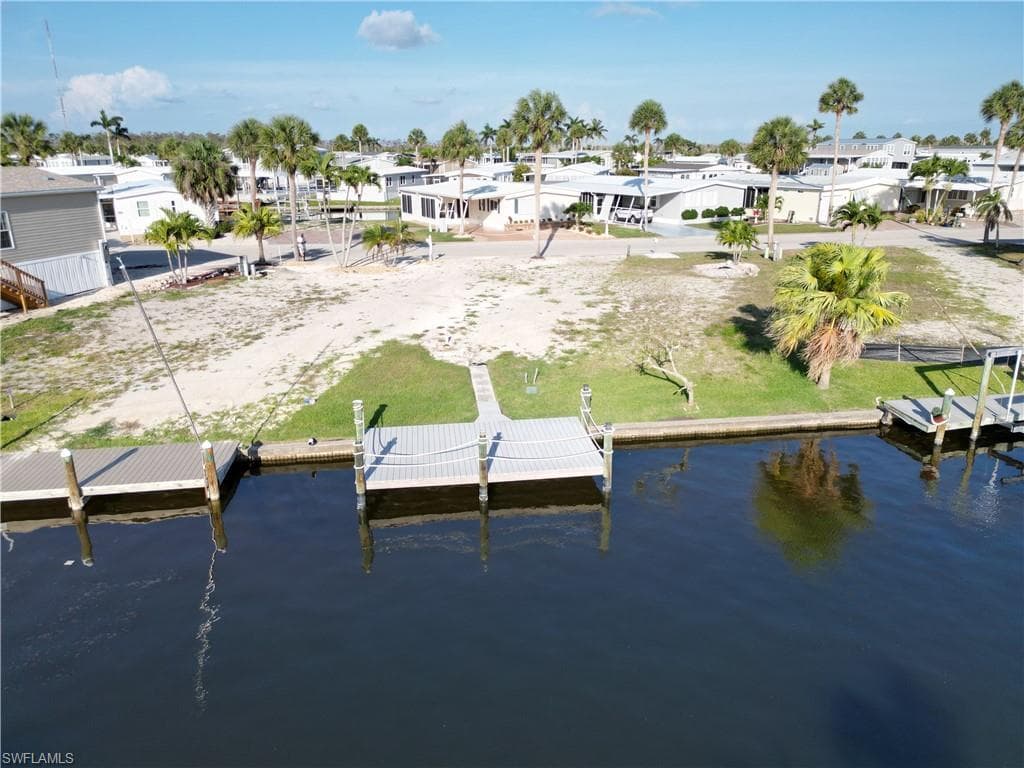 17630 Peppard Dr, Fort Myers Beach, FL 33931-5