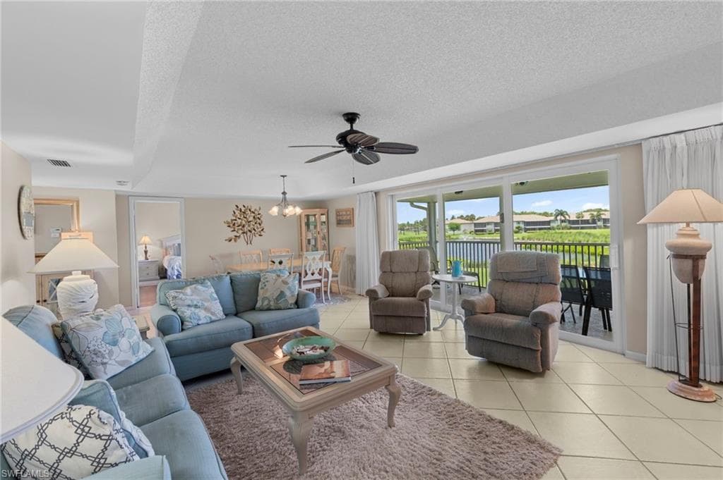 601 Teryl Rd 2262, Naples, FL 34112-24