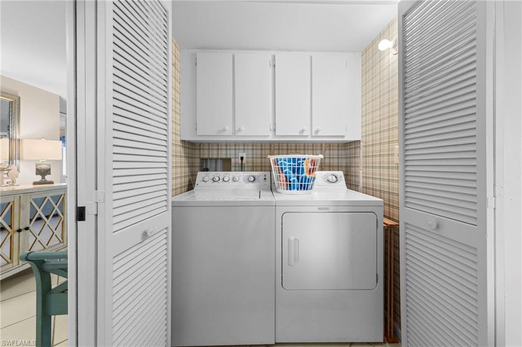 601 Teryl Rd 2262, Naples, FL 34112-34
