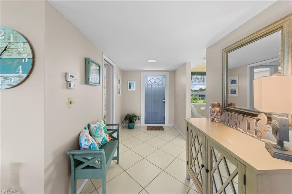 601 Teryl Rd 2262, Naples, FL 34112-43
