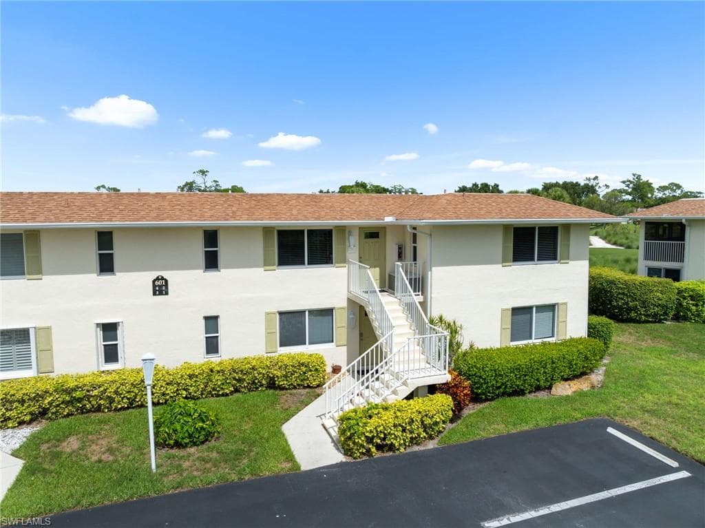 601 Teryl Rd 2262, Naples, FL 34112-7