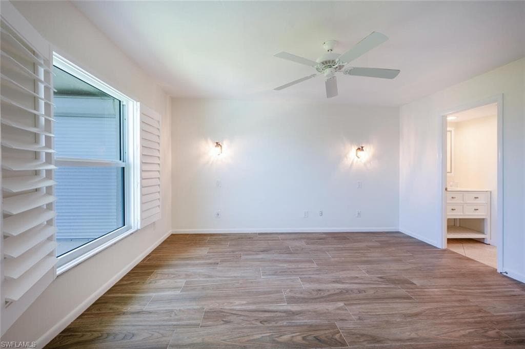 3055 Riviera Dr 306, Naples, FL 34103-15