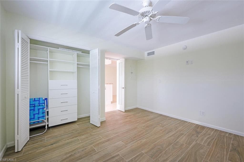 3055 Riviera Dr 306, Naples, FL 34103-22