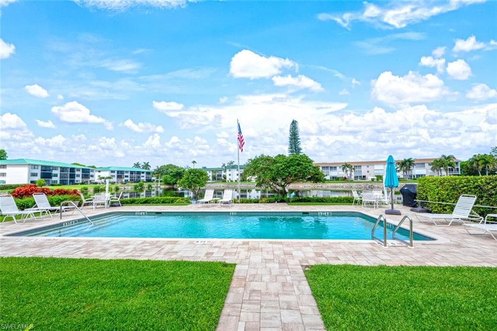 3055 Riviera Dr 306, Naples, FL 34103-24
