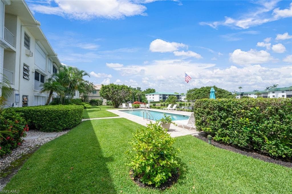 3055 Riviera Dr 306, Naples, FL 34103-29