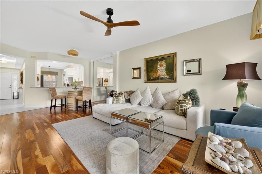 1940 Willow Bend Cir 102, Naples, FL 34109-9