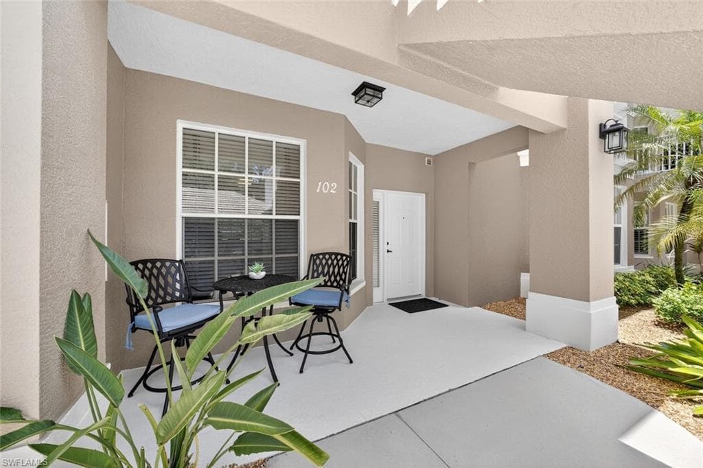 1940 Willow Bend Cir 102, Naples, FL 34109-24
