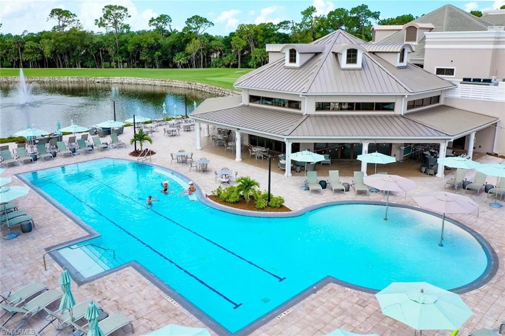 1940 Willow Bend Cir 102, Naples, FL 34109-35
