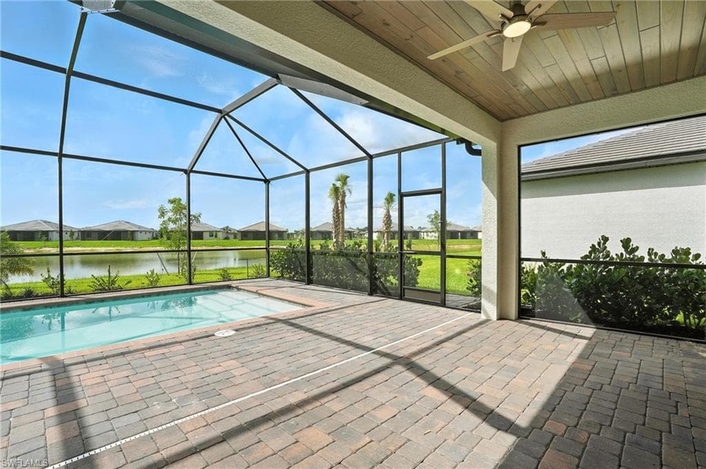 19105 Hinkley Dr, Estero, FL 33928-37