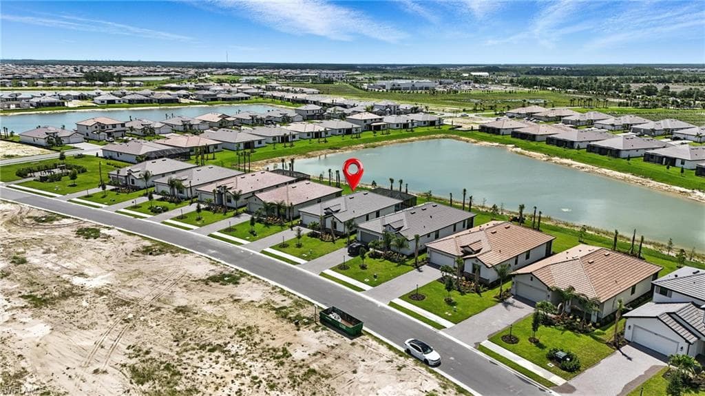 19105 Hinkley Dr, Estero, FL 33928-6