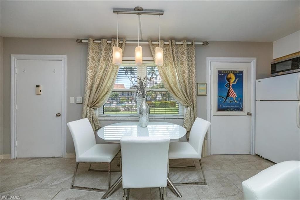 235 Seaview Ct B2, Marco Island, FL 34145-9