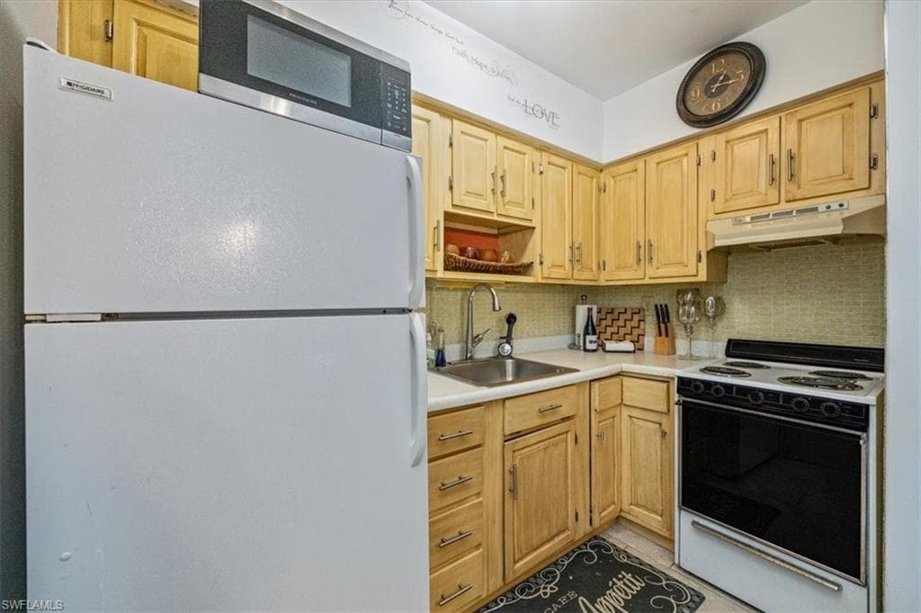 235 Seaview Ct B2, Marco Island, FL 34145-11