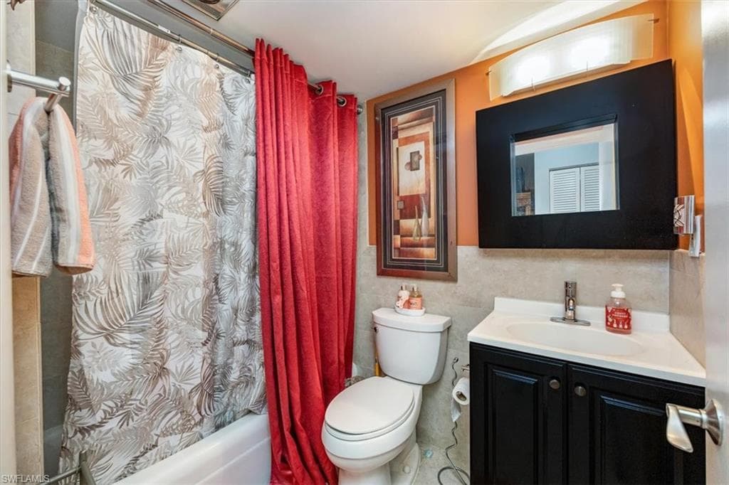 235 Seaview Ct B2, Marco Island, FL 34145-15