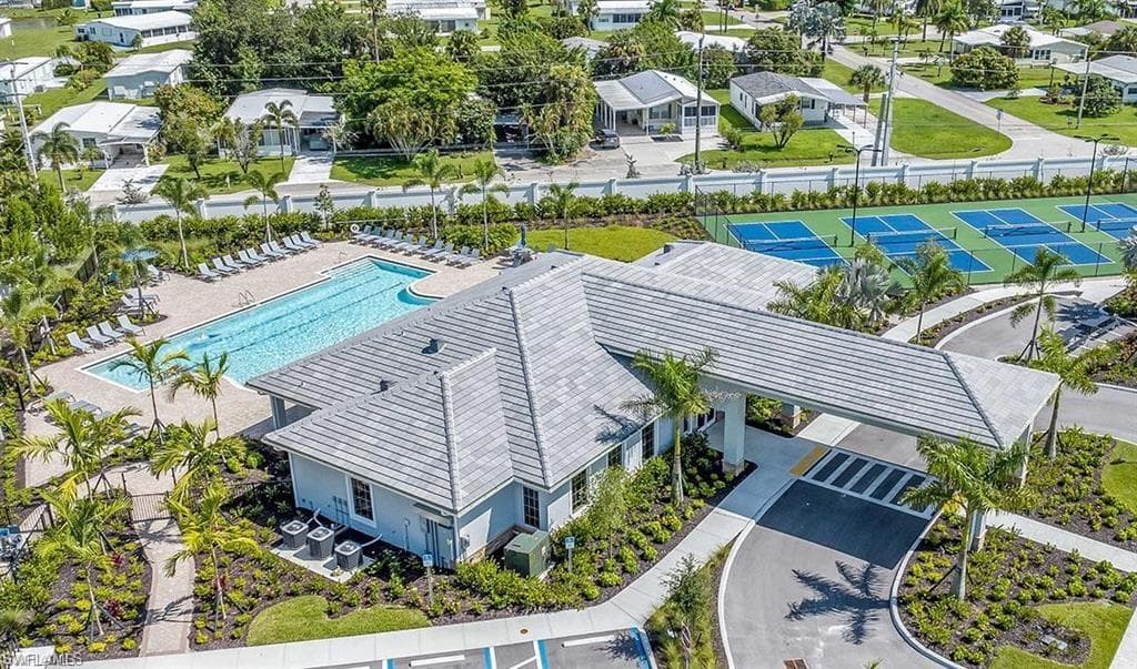 1050 Enbrook Loop, Naples, Fl 34114-18