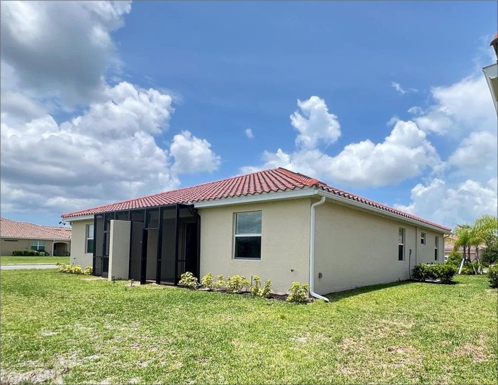 2640 Vine Ave, Naples, FL 34120-3