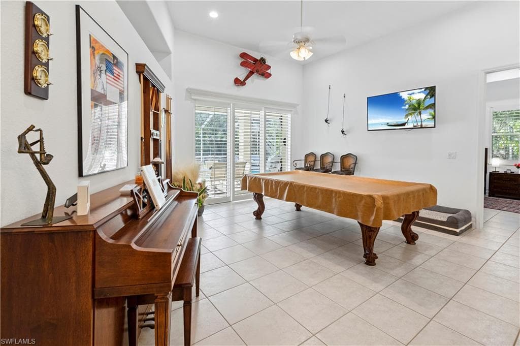 3480 17th Ave SW, Naples, FL 34117-33