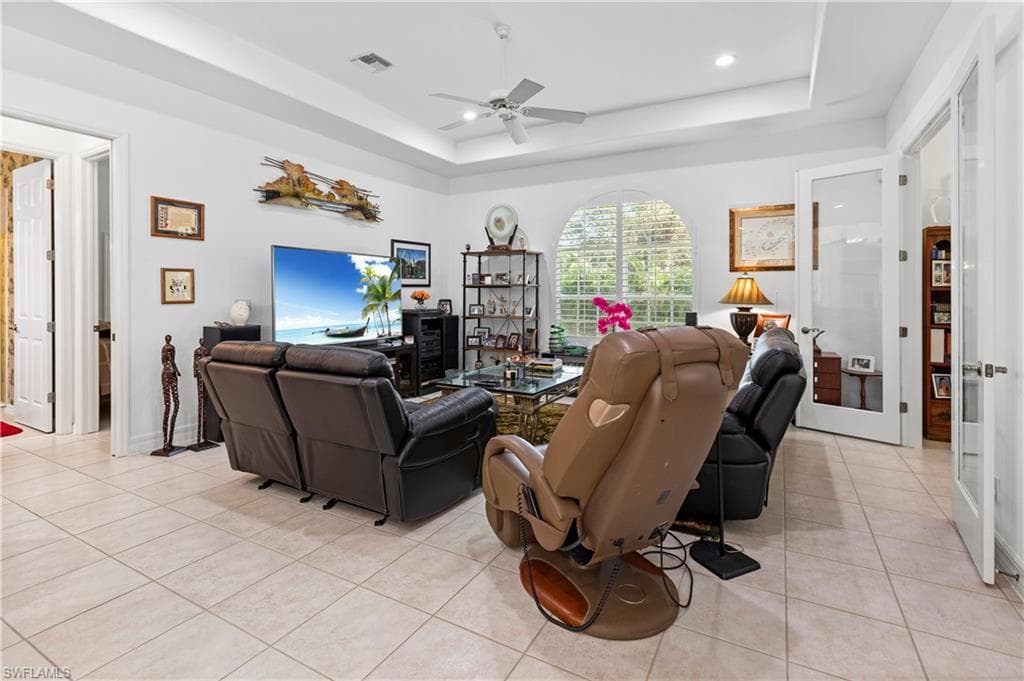 3480 17th Ave SW, Naples, FL 34117-38