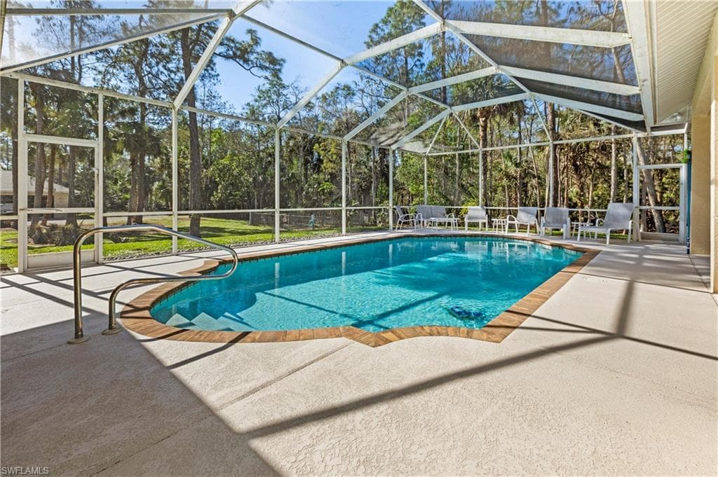 3480 17th Ave SW, Naples, FL 34117-39