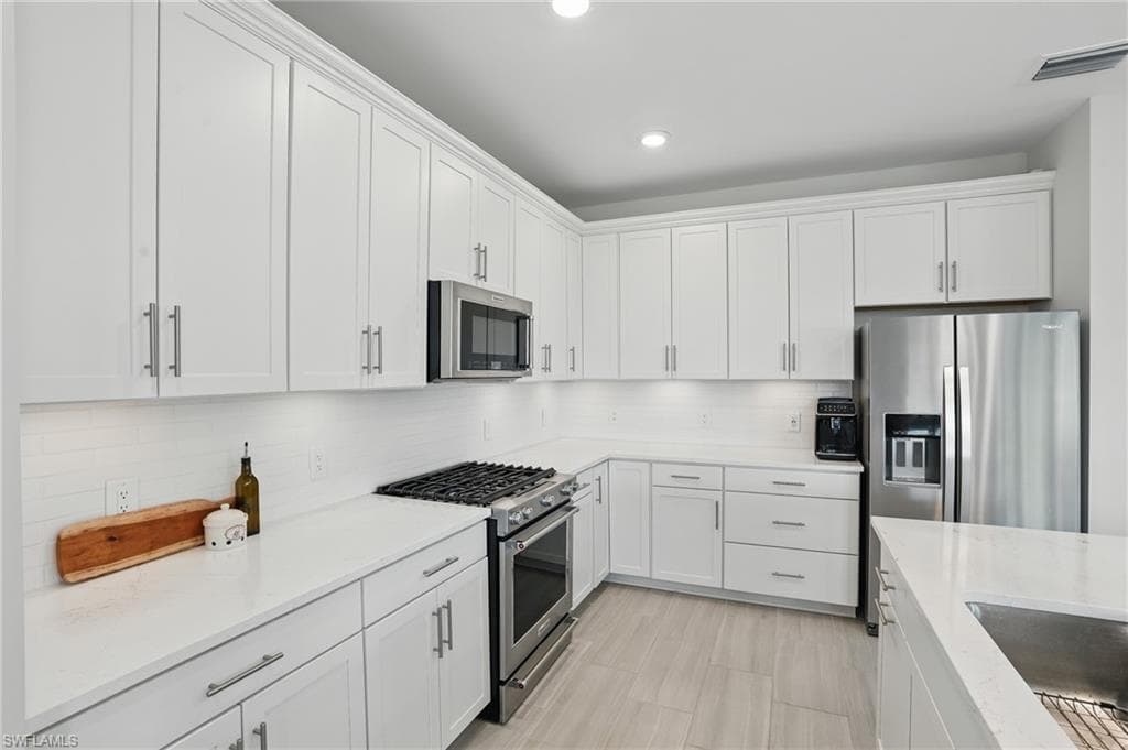 1870 Amador Ct, Naples, FL 34120-9