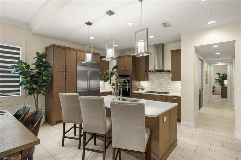 16382 Viansa Way 3-202, Naples, FL 34110-15