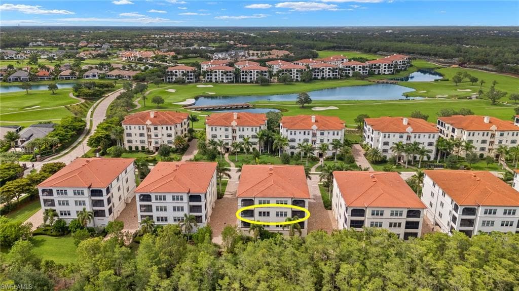 16382 Viansa Way 3-202, Naples, FL 34110-38